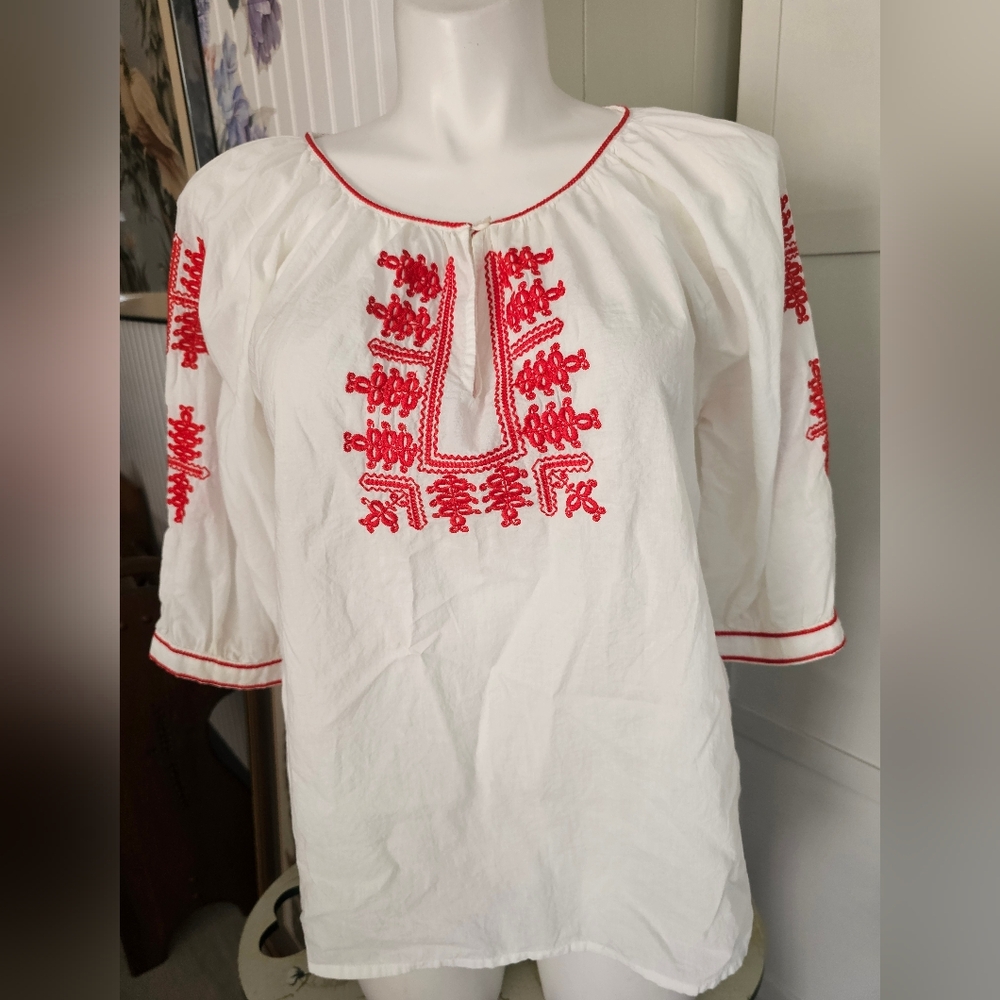 Karen Kane 1X White Red Embroidered Peasant Blouse Top 100% Cotton Boho Unworn